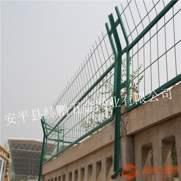 护栏网规格型号详解，从基础到应用的全面指南