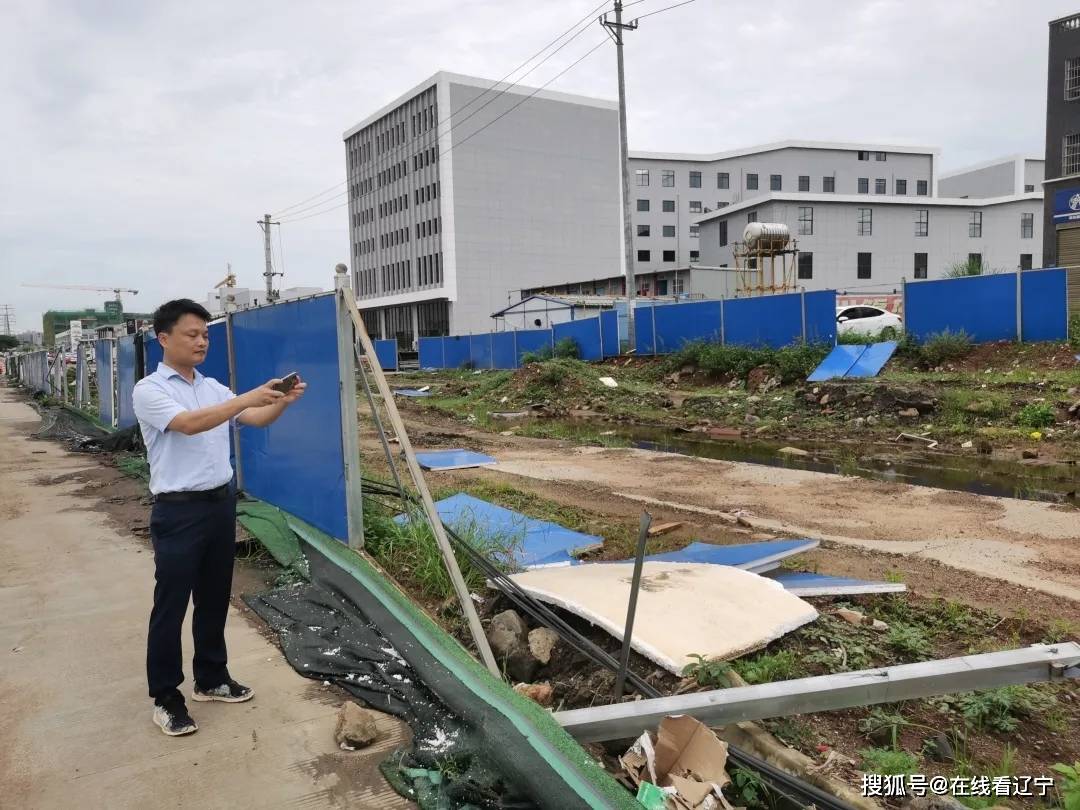 现场施工安全守护者，现货基坑护栏网价格解析