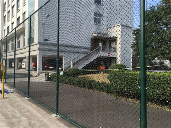 隔离网护栏网，上海城市安全的新防线
