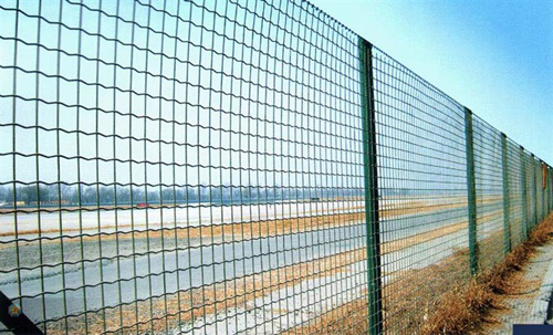 河北护栏网市场概览，批发与厂家排行榜解析