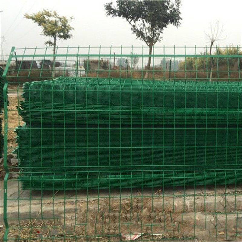 护栏网厂家批发，守护安全，构建坚固防线