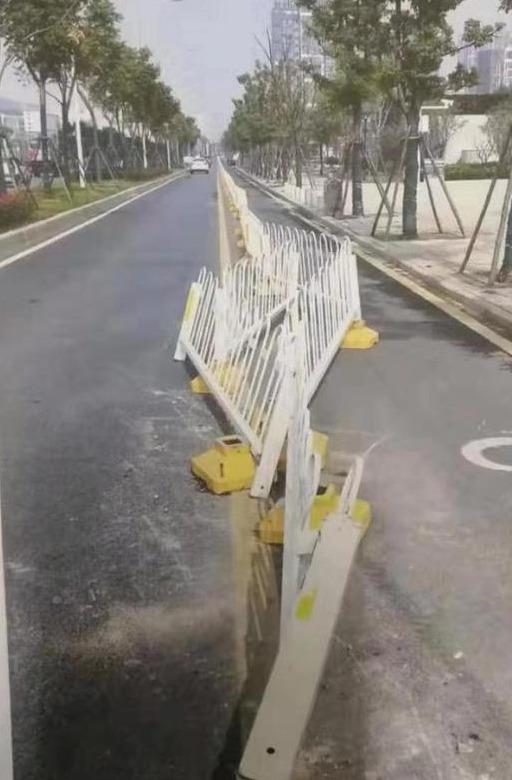 护栏网安装视频教程大全，轻松掌握安全防护的秘诀