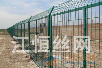 围墙护栏网，一米价格与安全防护的智慧选择