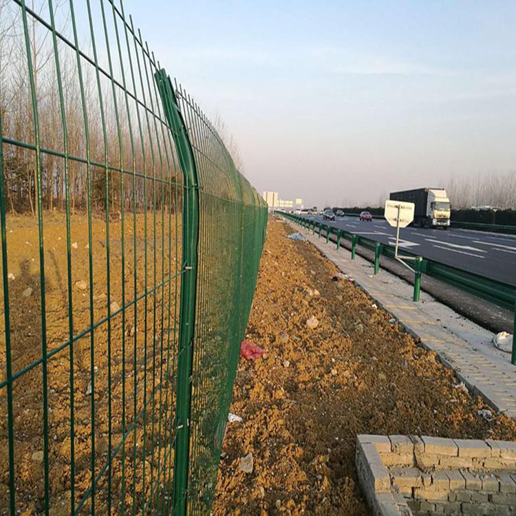 高速公路双边护栏网，守护安全，畅通无阻的隐形盾牌