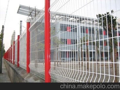 塑浸式金属护栏网，现代安全防护的智慧选择