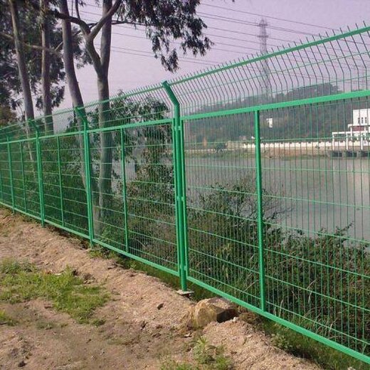 公路围网护栏网，守护安全，构建和谐交通环境