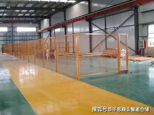 图片解析，车间隔断护栏网在现代交通管理中的应用与美学价值