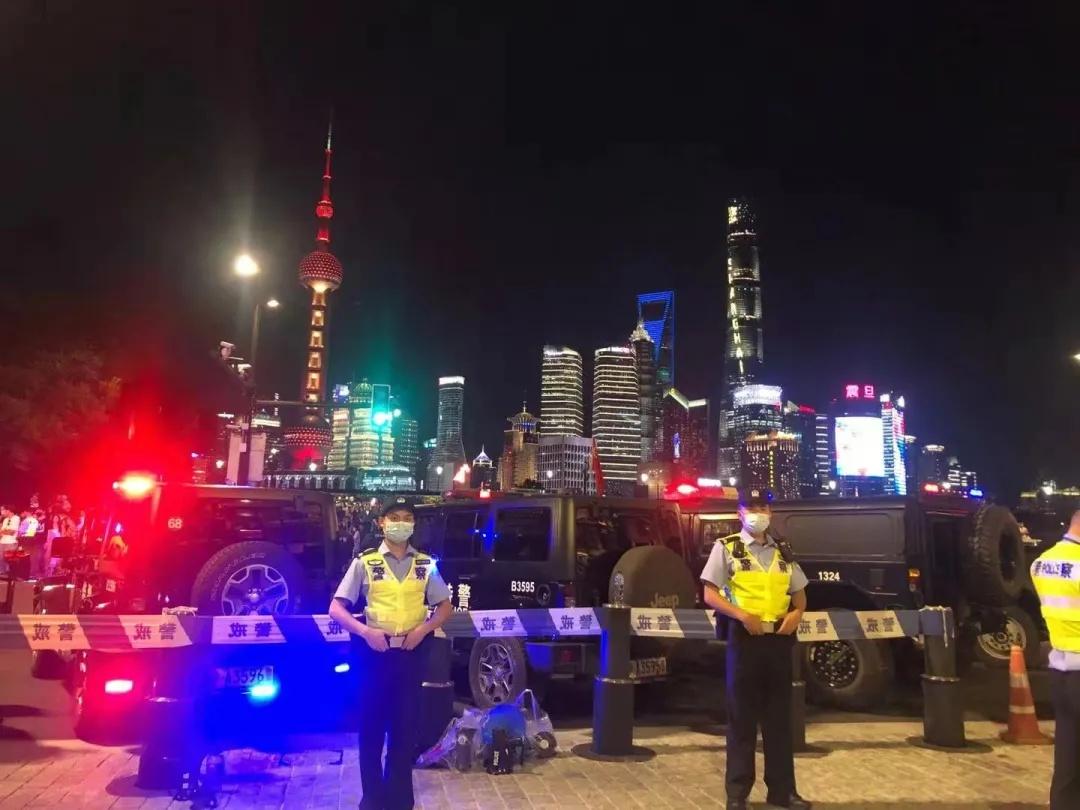 防护网与护栏网，安全守护的双重防线