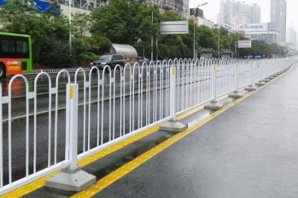 市政护栏网厂家，守护城市安全的坚实屏障