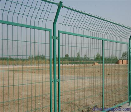 勾花护栏网，价格、应用与优势解析