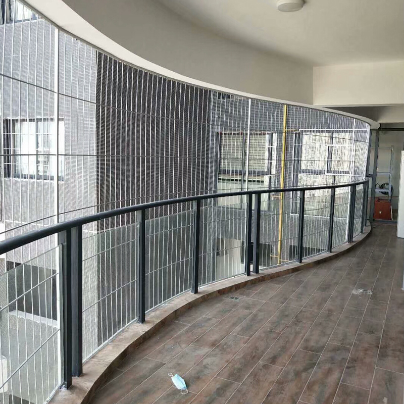 不锈钢网格护栏，现代城市安全与美学的完美结合