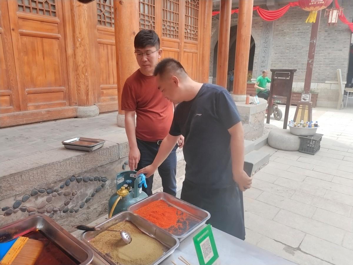 探索现代工业的坚固防线，现货不锈钢网的多样应用与优势