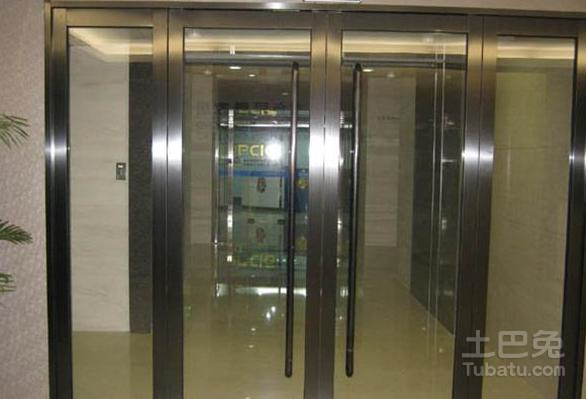 家庭安全新选择，不锈钢网门图片及其在家庭中的应用
