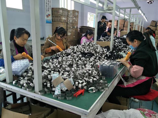 塑料制品制造厂家在杨凌的崛起与挑战