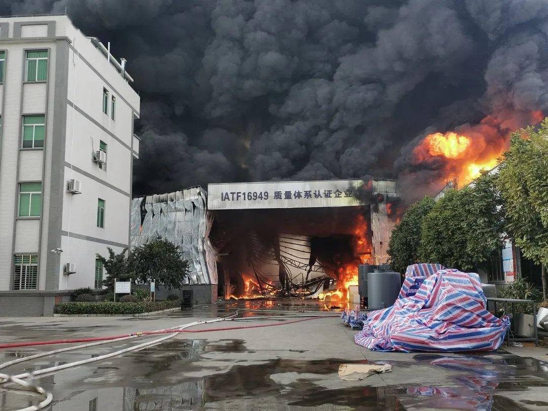 塑料制品厂火灾事故案例深度剖析，警钟长鸣，安全为先