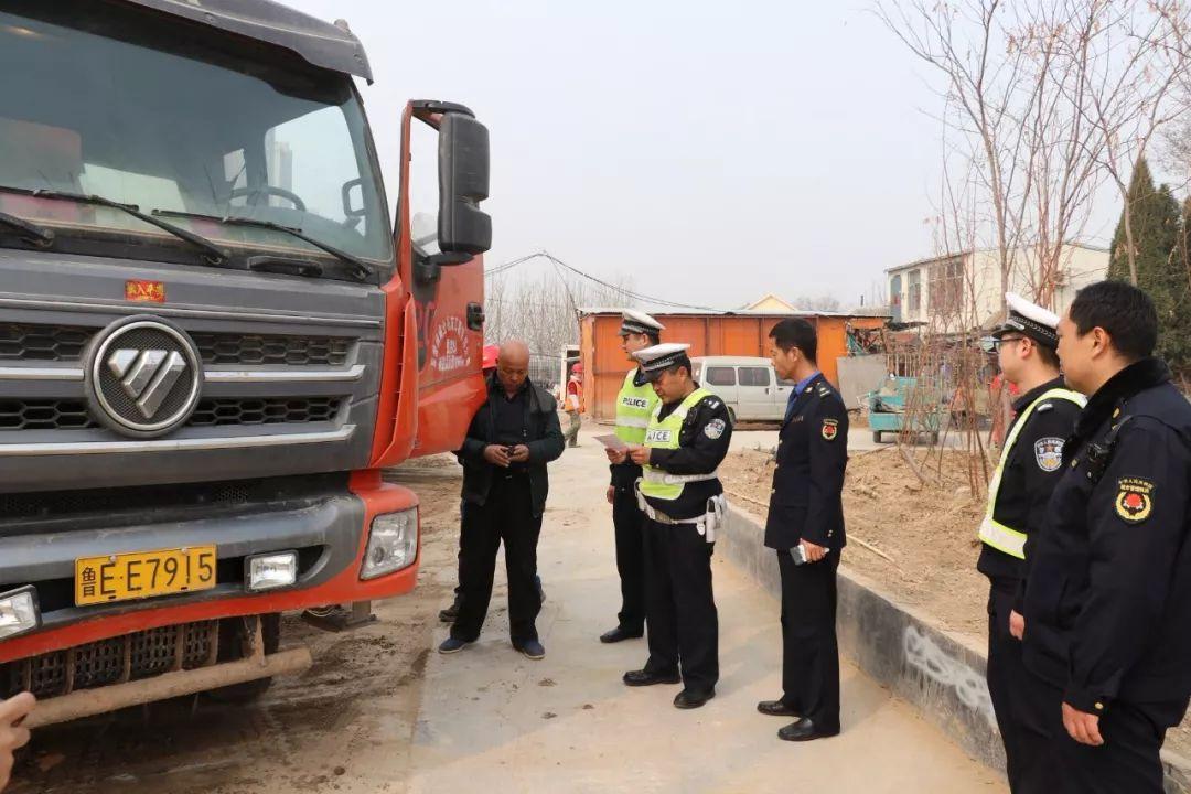 钢丝网围挡，安全与美观的双重守护者