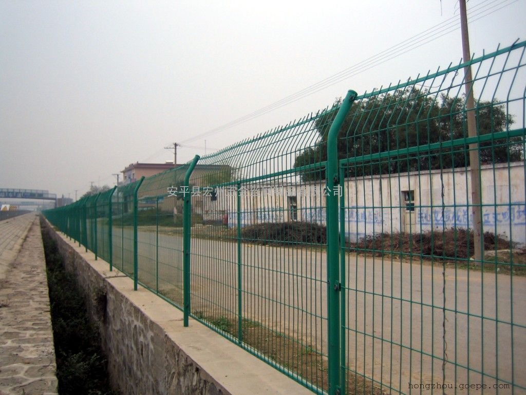探索安平县建兴护栏网片厂家的卓越之路