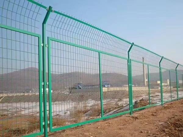 护栏网规格尺寸参数图片详解解析