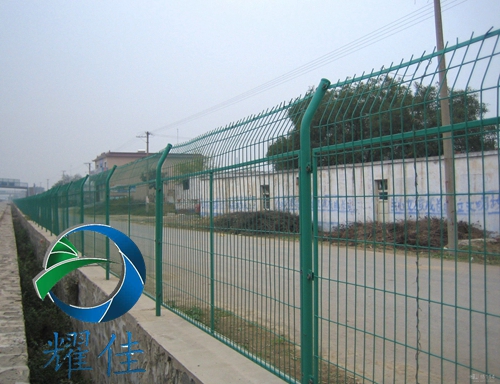 边框护栏网价格解析，一米之内的经济考量