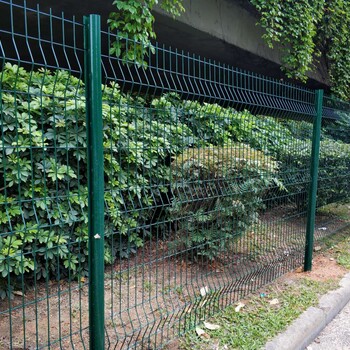 佛山田园护栏网，守护绿色家园的坚固防线