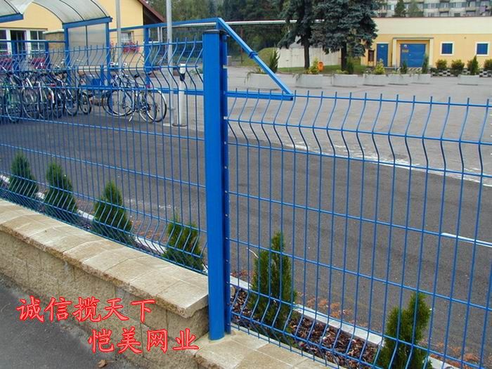 河北安平县护栏网厂家，品质之选，安全之盾