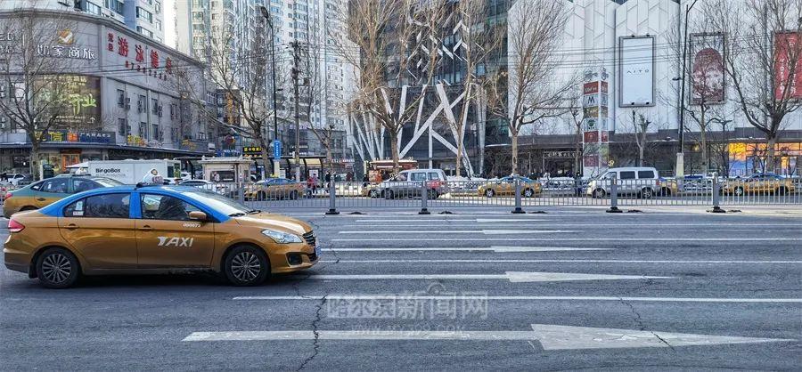 哈尔滨护栏网批发，守护城市安全的坚固防线