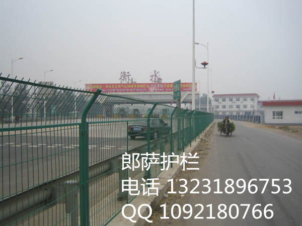 高速公路护栏网生产厂家的现状与未来展望