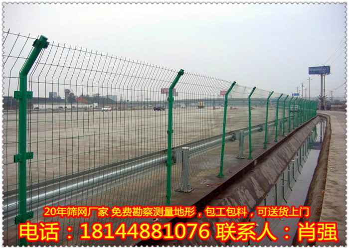 成都高速公路护栏网，守护城市动脉的隐形卫士