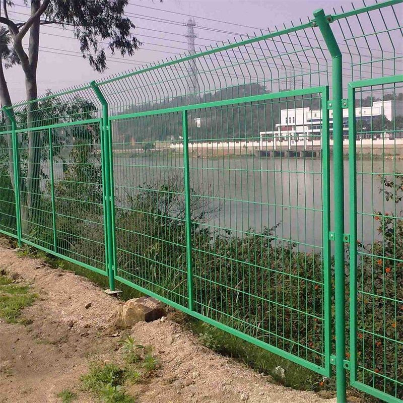 钢丝护栏网安装视频教程全过程详解