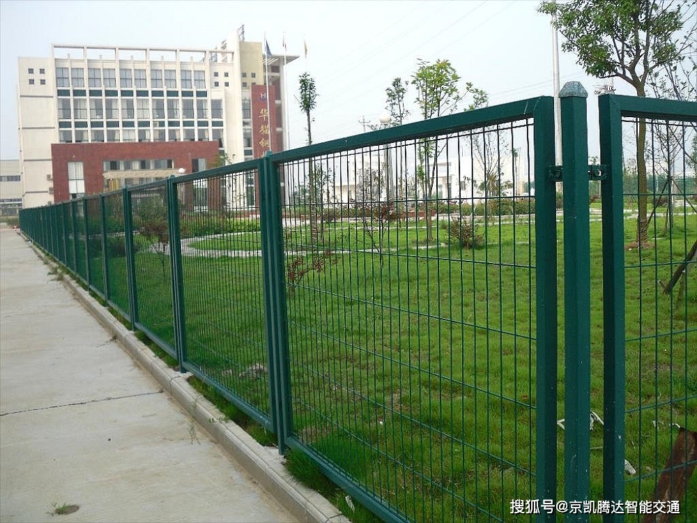 护栏网市场
