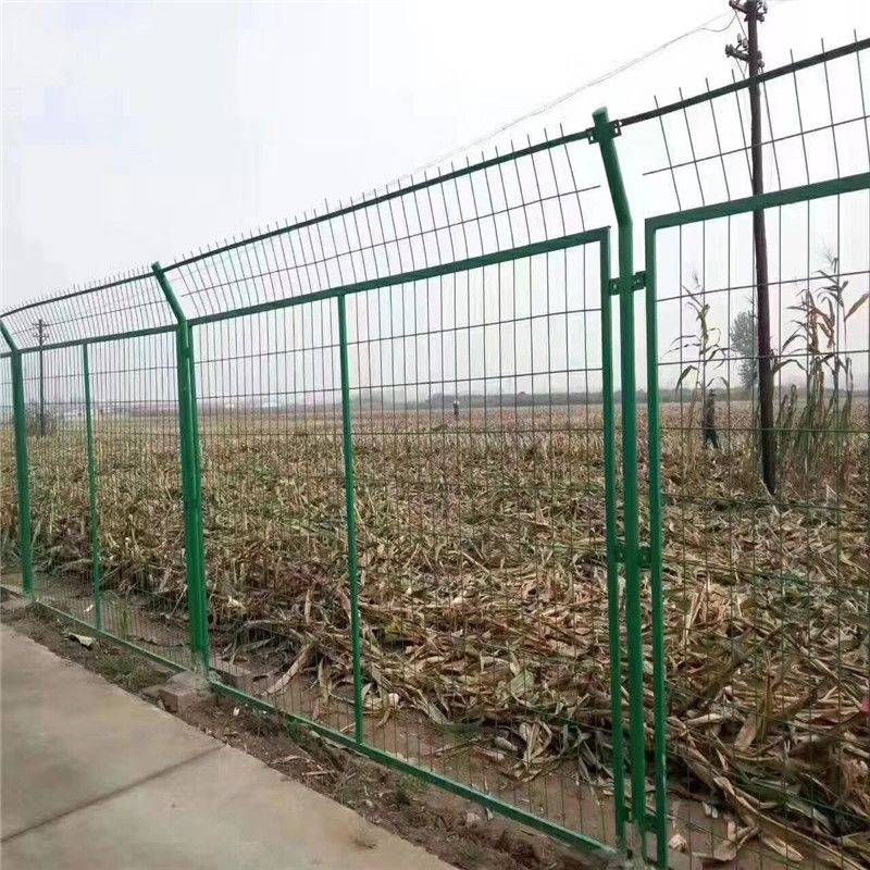 框架护栏网，安全与美观的完美结合