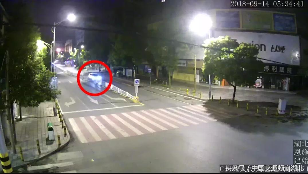 公路护栏网费用标准，全面解析与影响因素