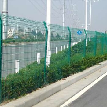 围栏网与护栏网，价格因素与市场概览