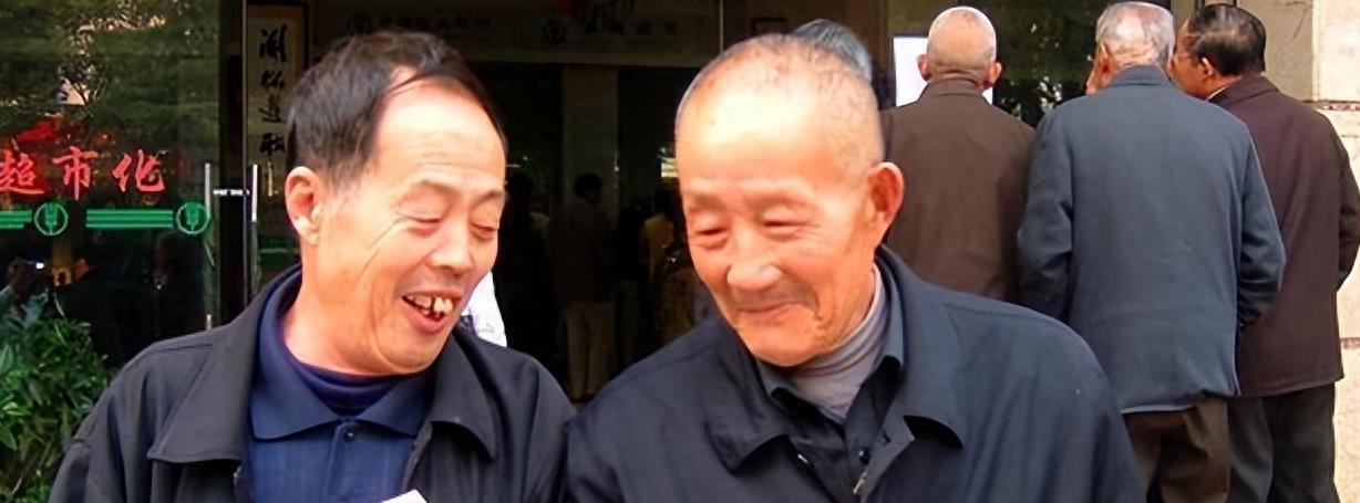 揭秘王中一肖与精准预测的迷思—理性看待彩票中的数字游戏王中王一肖一码一特一中的人物介绍