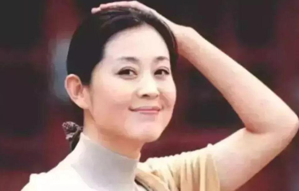 为什么不建议买纸黄金，投资者的理性考量与风险评估