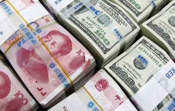 美元汇率与人民币，全球货币舞台上的双面舞者