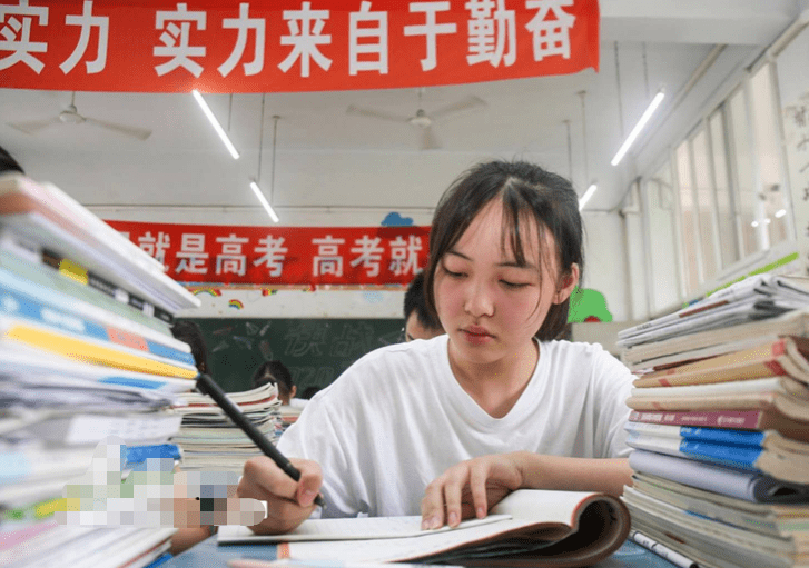 长期戴铂金项链的潜在危害，你需要了解的真相