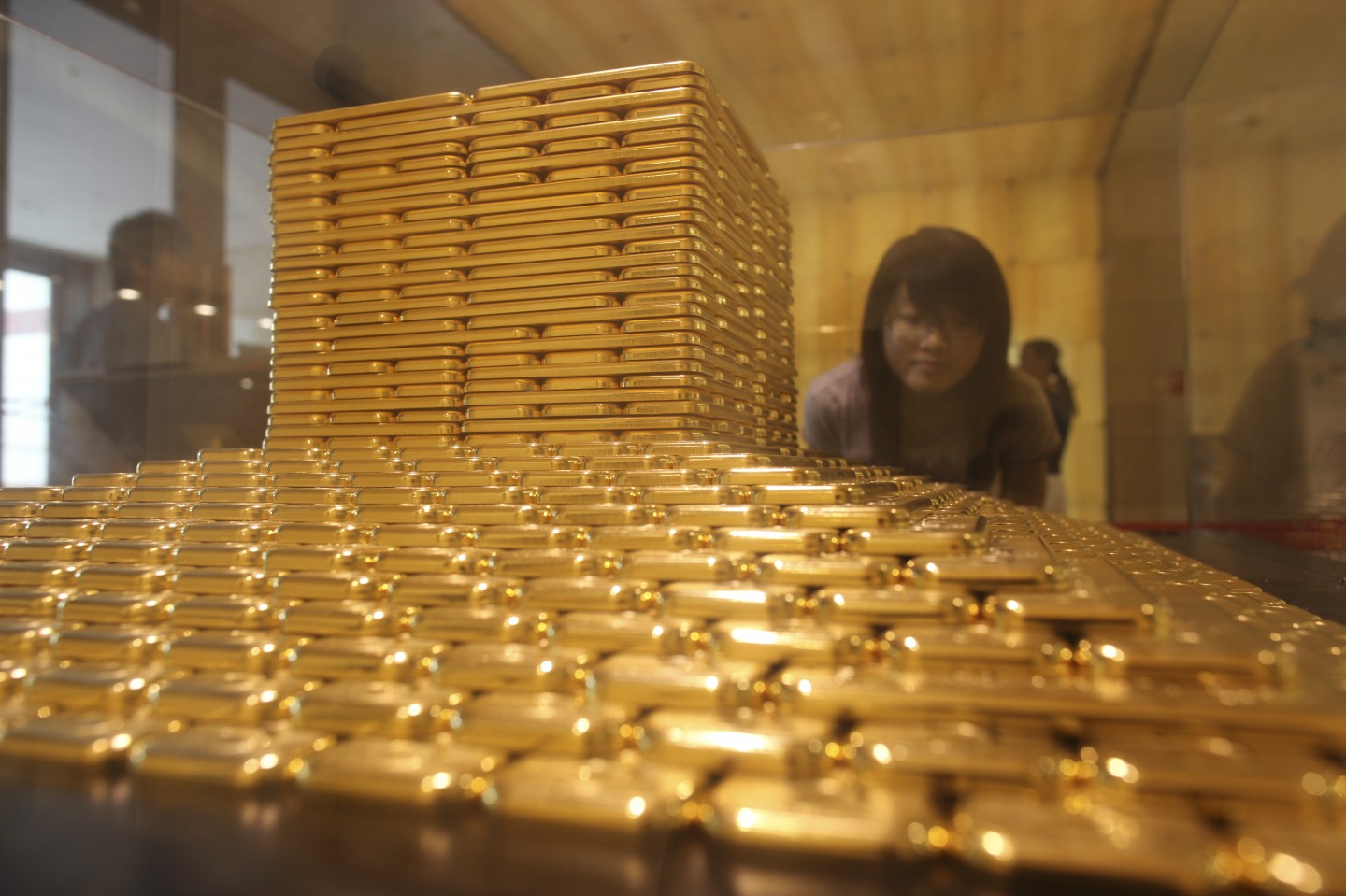 探秘中金黄金股票，黄金市场的璀璨明珠