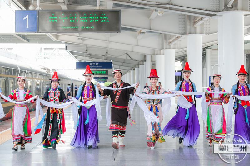 黄金市场的风向标，国际黄金价格第一黄金网深度解析