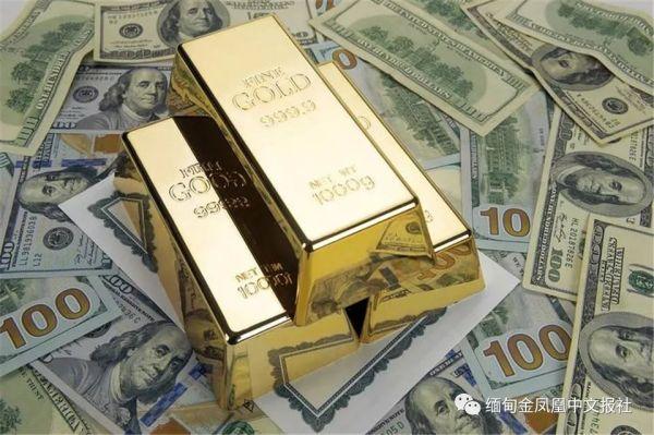 黄金价格波动，十天前的回顾与市场分析