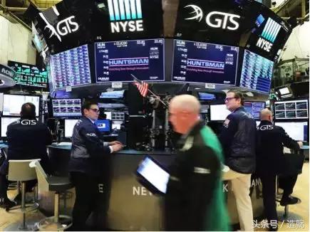 美元近期暴涨的背后，多重因素交织的金融风暴