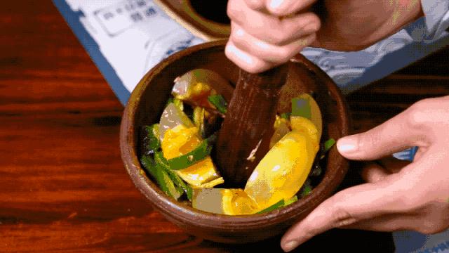 黄金走势今日行情深度解析，K线图下的市场脉动