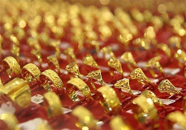 千足金回收价格，市场动态与价值考量