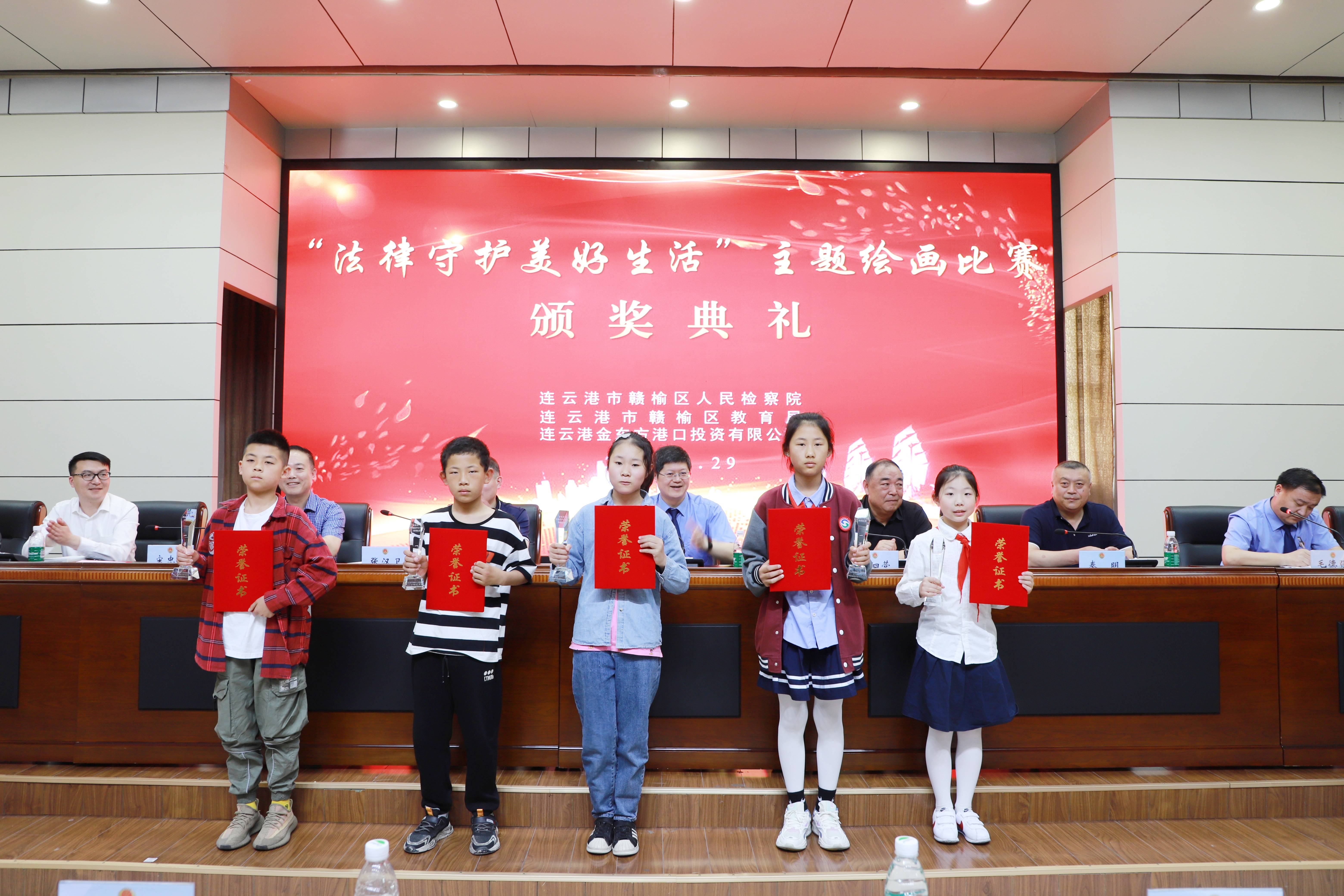 2036年澳门彩，未来之光的开奖号码2025年澳门今晚开奖号码