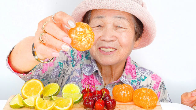 水果奶奶的甜蜜生活