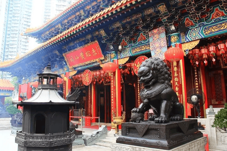 澳门黄大仙信仰的神秘面纱，码头与庙宇交织的文化之旅澳门黄大仙免费资料,2021