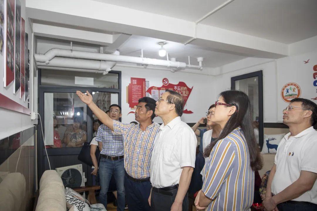 探秘大红人心水论坛，网络社区的温暖与智慧交汇大红人家园论坛资料