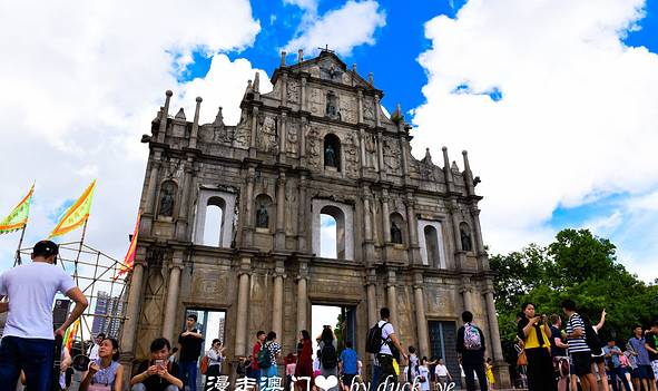 澳门天天资料免费大全,探索澳门的文化、旅游与娱乐全攻略
下面为正文内容 strong>一、赌城背后的多元魅力 解密澳门天天资料大全那些是天 澳门天天资料免费大全,探索澳门的文化、旅游与娱乐全攻略
下面为正文内容 strong>一、赌城背后的多元魅力 解密澳门天天资料大全那些是天